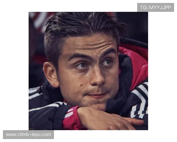 足球球星幸福家庭背后的故事 揭示他们事业与家庭的完美平衡